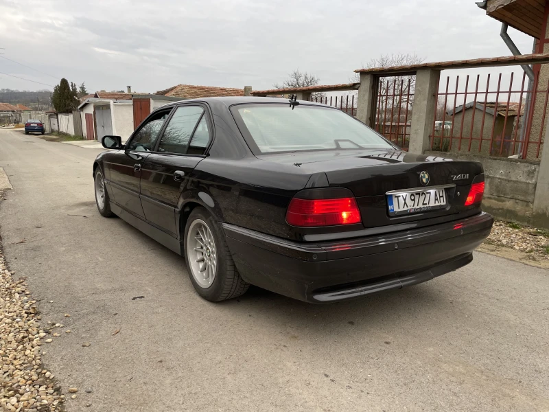 BMW 740, снимка 4 - Автомобили и джипове - 48216263