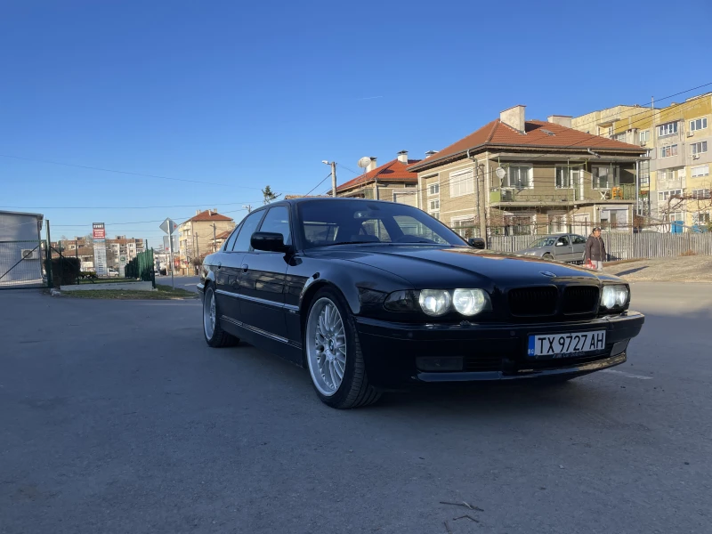 BMW 740, снимка 3 - Автомобили и джипове - 48216263