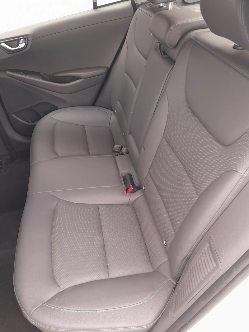 Hyundai Ioniq Premium , снимка 9 - Автомобили и джипове - 48312907