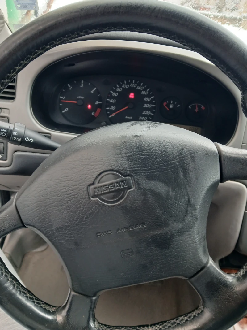 Nissan Primera, снимка 3 - Автомобили и джипове - 48654941