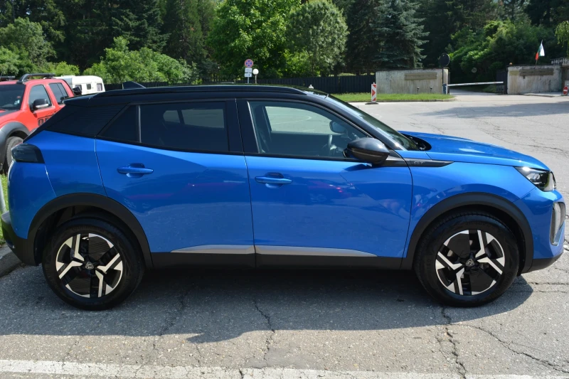 Peugeot 2008 GT, снимка 3 - Автомобили и джипове - 52250822
