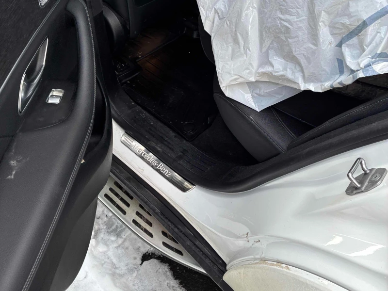 Mercedes-Benz GLE 450 * AMG* Night Package* 360* Burmester* Pano* Massag, снимка 14 - Автомобили и джипове - 53077446