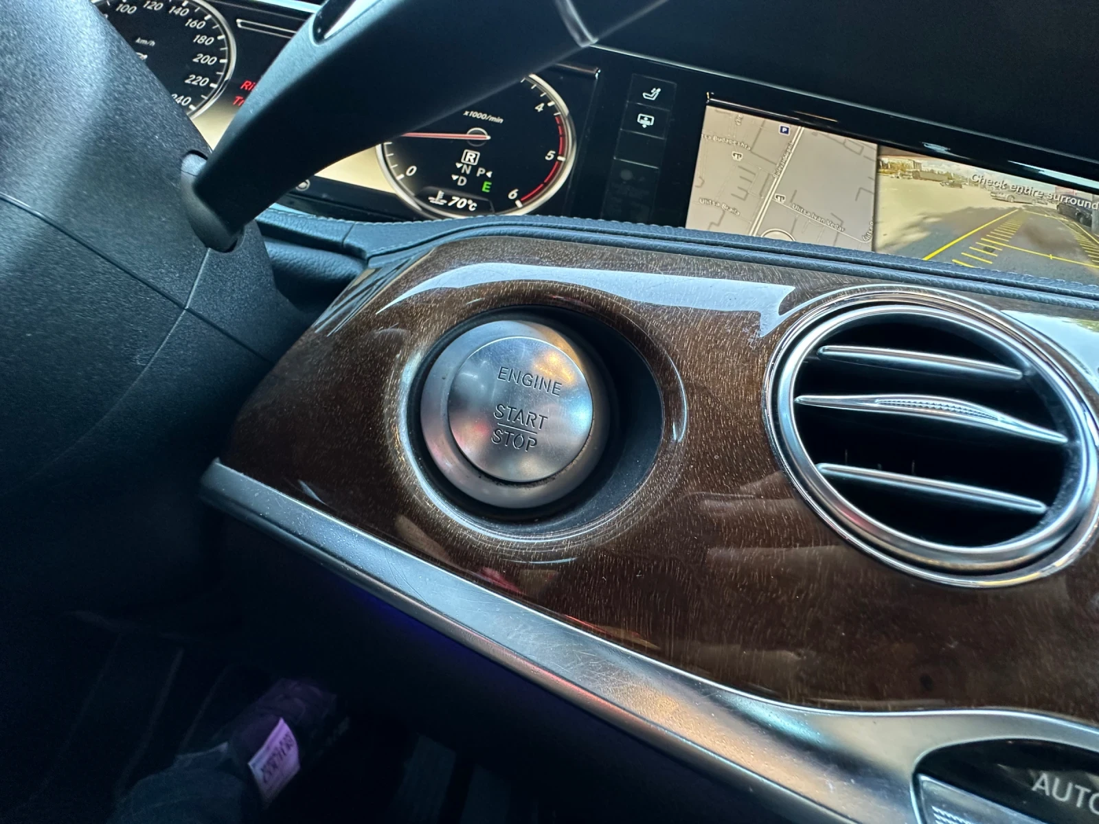 Mercedes-Benz S 350 Обслужен* Масаж* AMG, снимка 15 - Автомобили и джипове - 50580156