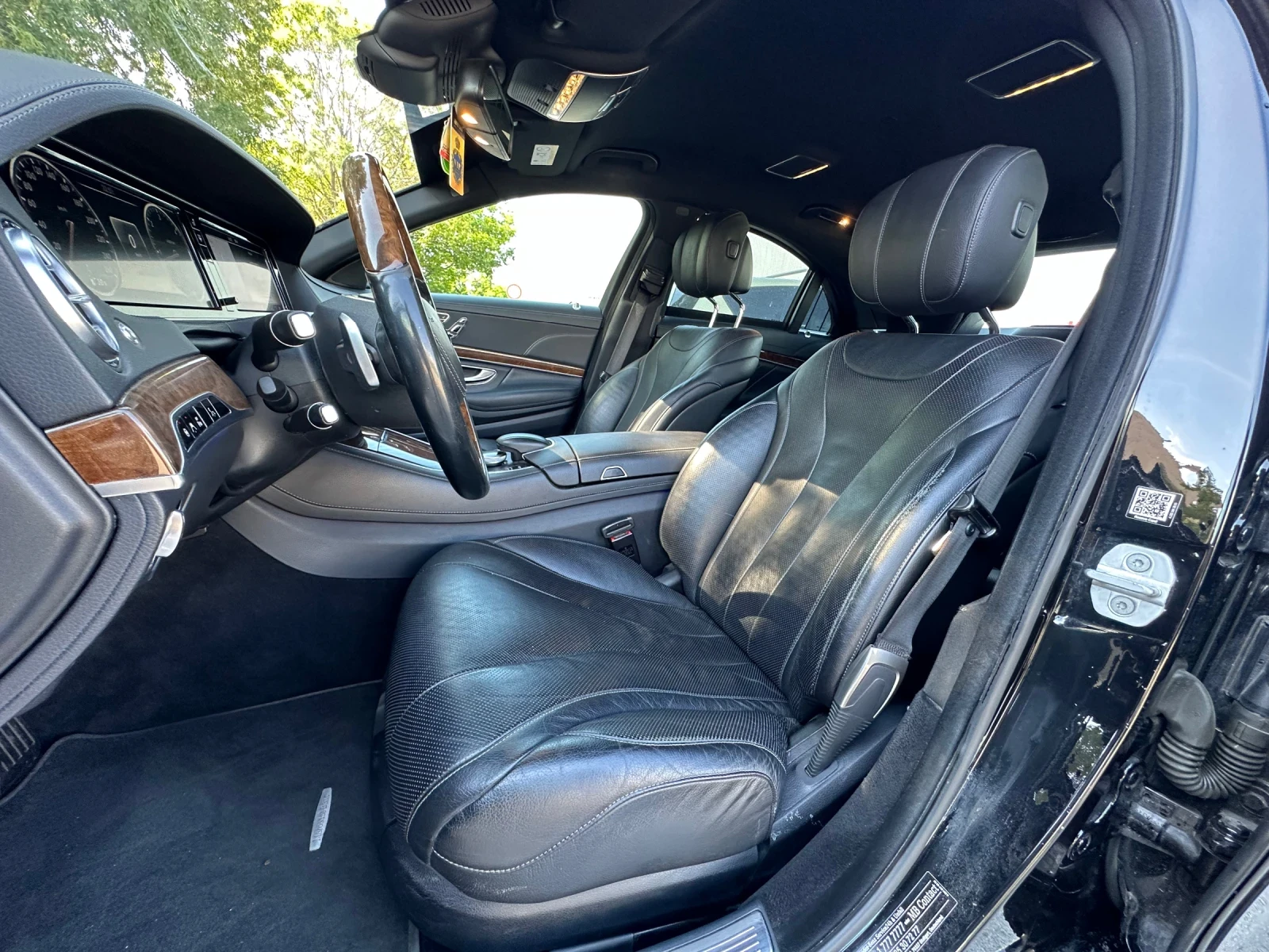 Mercedes-Benz S 350 Обслужен* Масаж* AMG, снимка 14 - Автомобили и джипове - 50580156