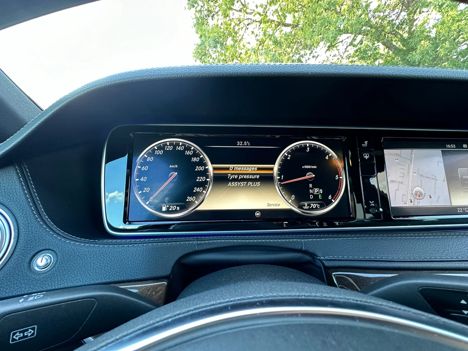 Mercedes-Benz S 350 Обслужен* Масаж* AMG, снимка 11 - Автомобили и джипове - 50580156