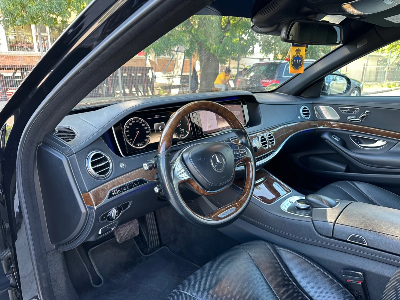 Mercedes-Benz S 350 Обслужен* Масаж* AMG, снимка 6 - Автомобили и джипове - 50580156