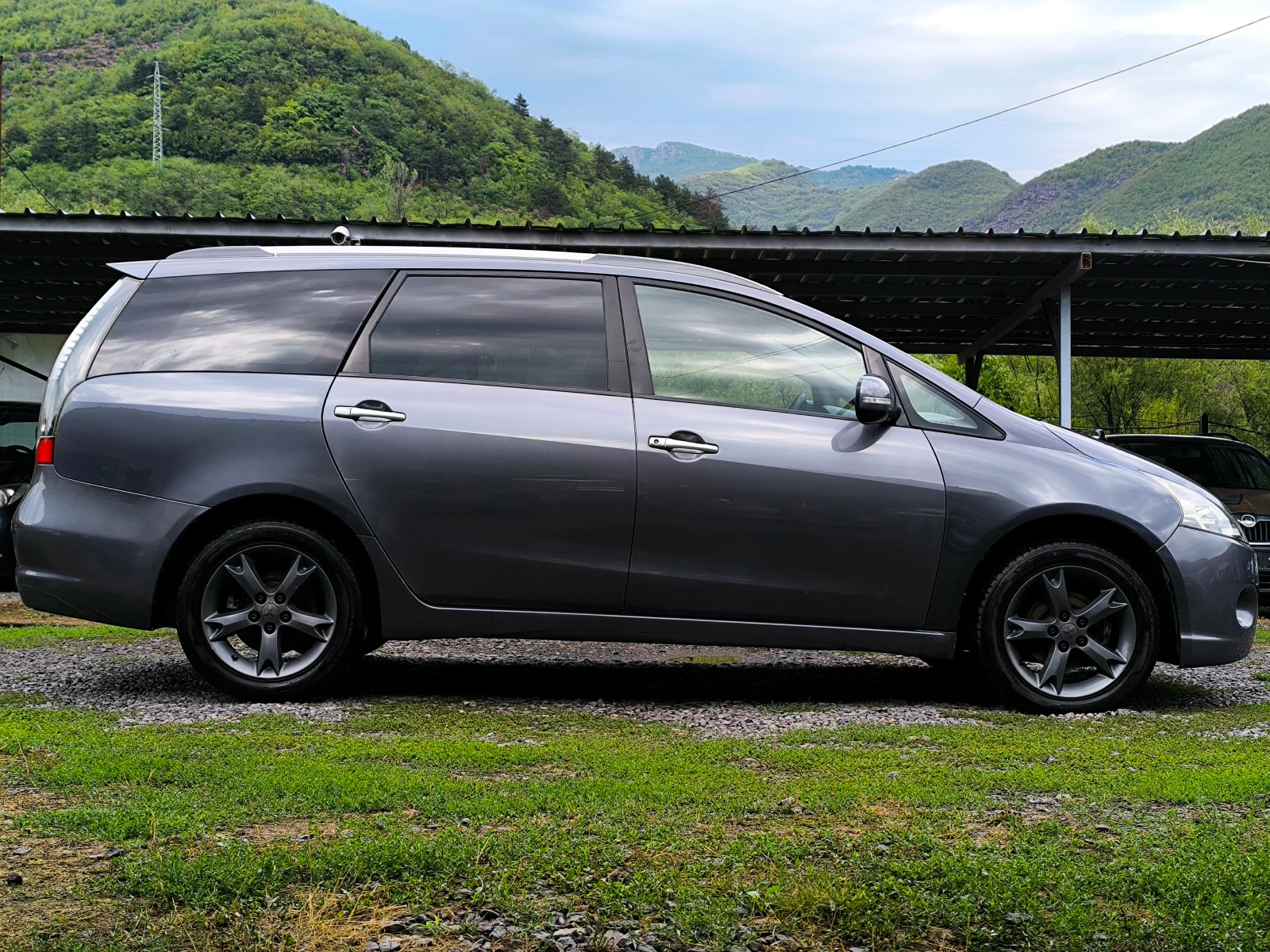 Mitsubishi Grandis FACE-2.0DID-140кс-6 скор.-7 места-НАВИГАЦИЯ-КЛИМА- - изображение 2