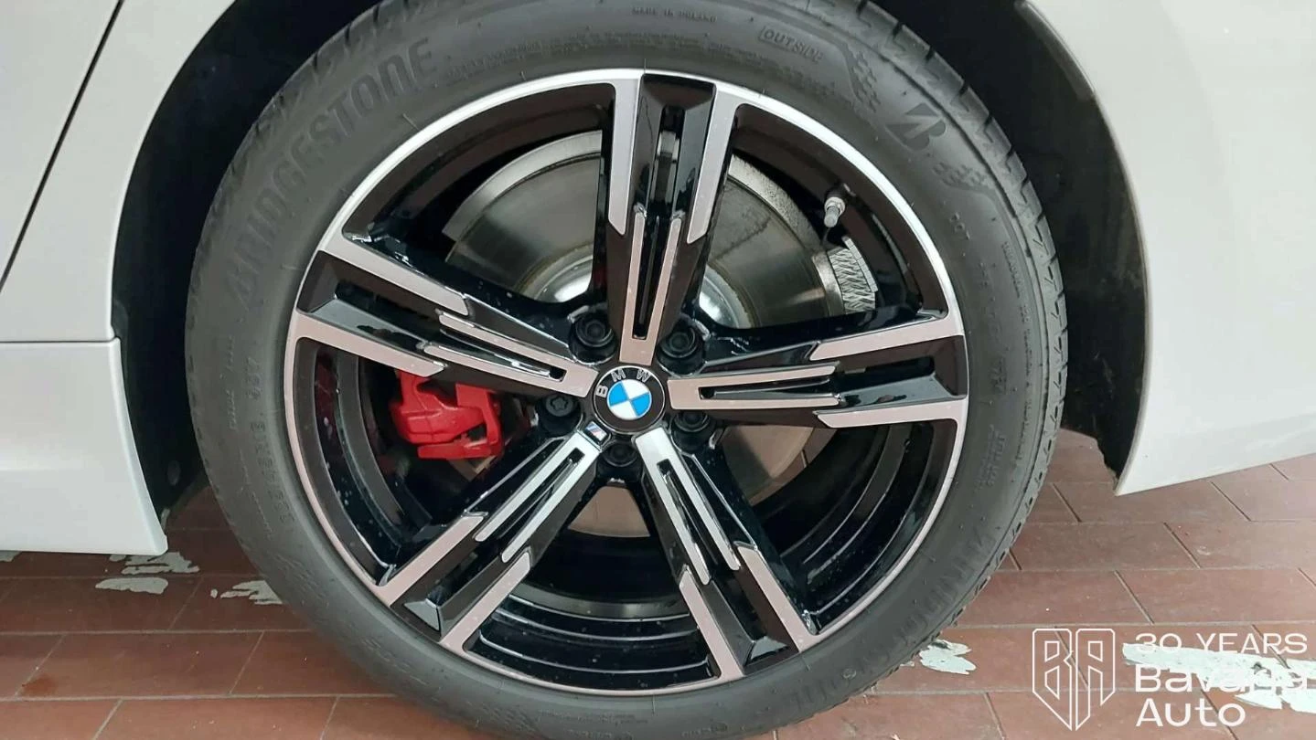 BMW 320 i Touring M Sport Paket Steptronic | Mobile.bg   15