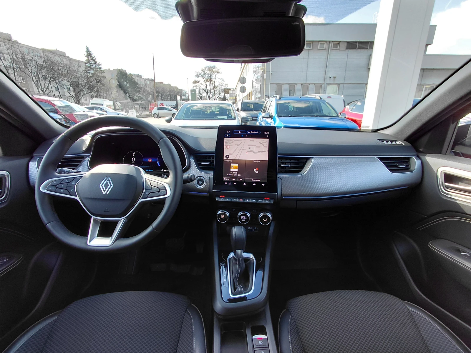 Renault Arkana 1.3TCe/140к.с/Techno, снимка 9 - Автомобили и джипове - 53770337