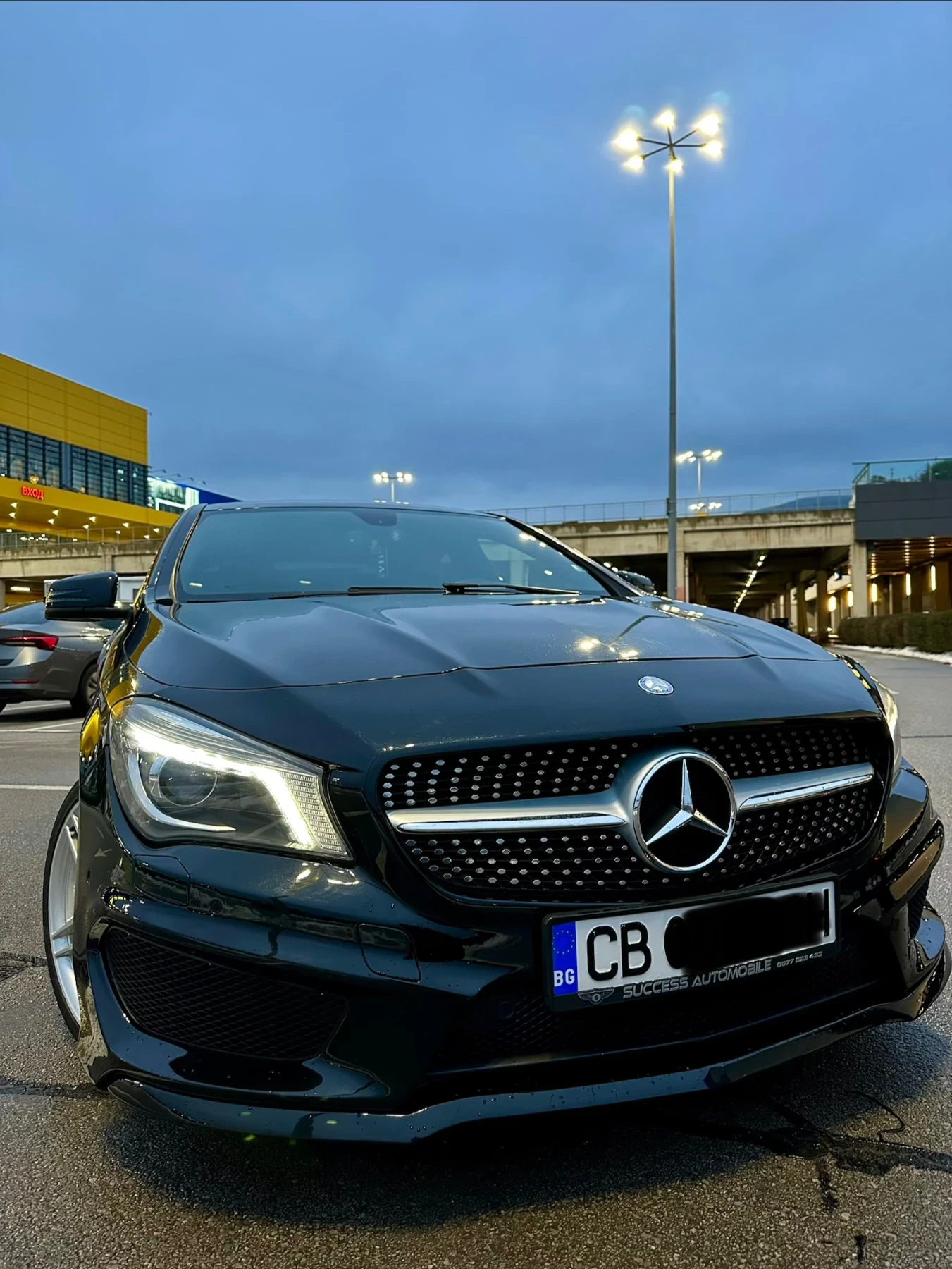 Mercedes-Benz CLA 220 CDI, снимка 8 - Автомобили и джипове - 53773538