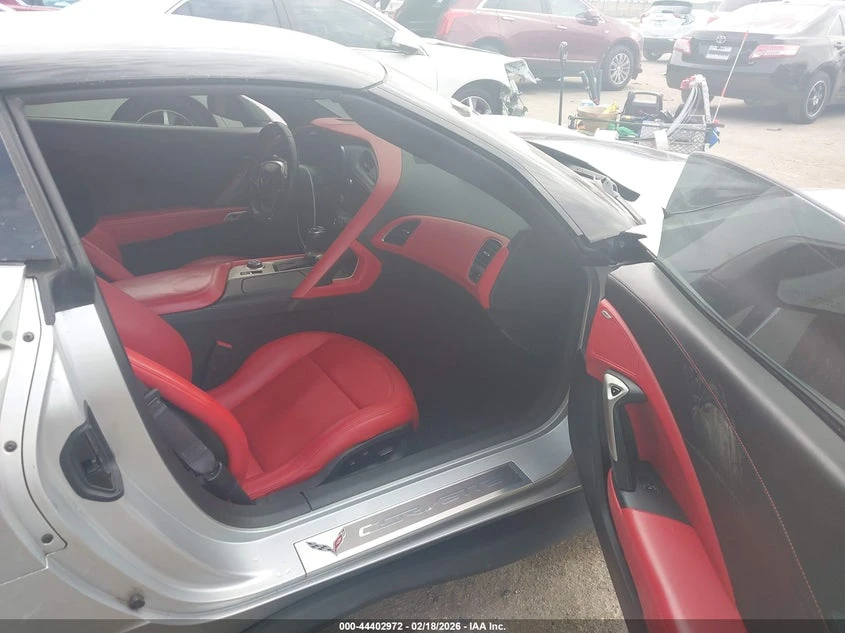 Chevrolet Corvette 6.2l Stingray Z51, снимка 5 - Автомобили и джипове - 53937926