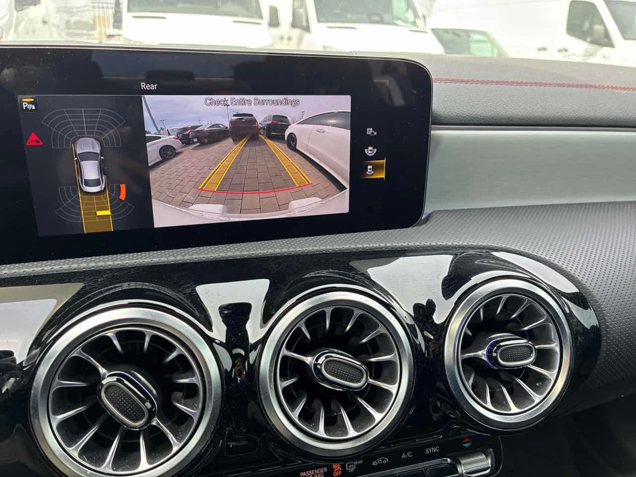 Mercedes-Benz CLA * 250 * CARFAX * ЦЕНА ДО БГ, снимка 10 - Автомобили и джипове - 54121529