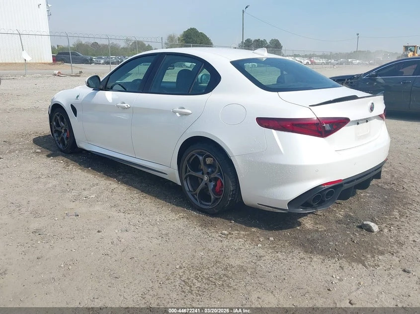 Alfa Romeo Giulia 2018 ALFA ROMEO GIULIA QUADRIFOGLIO RWD | Mobile.bg � ����������� 8