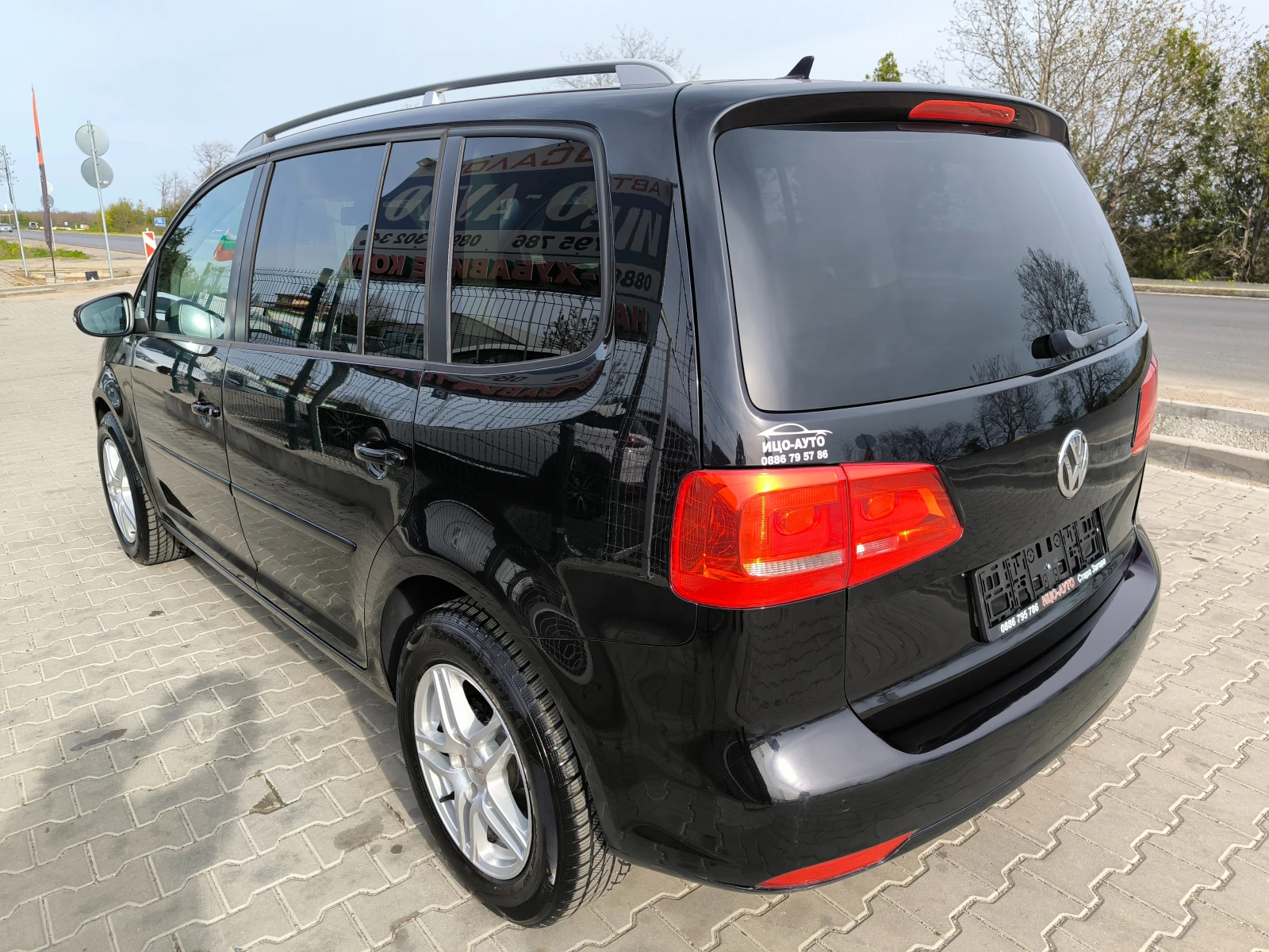VW Touran T.D.i.-105k.c.6ckopoc��, HA��, ���� 5�! | Mobile.bg � ����������� 4