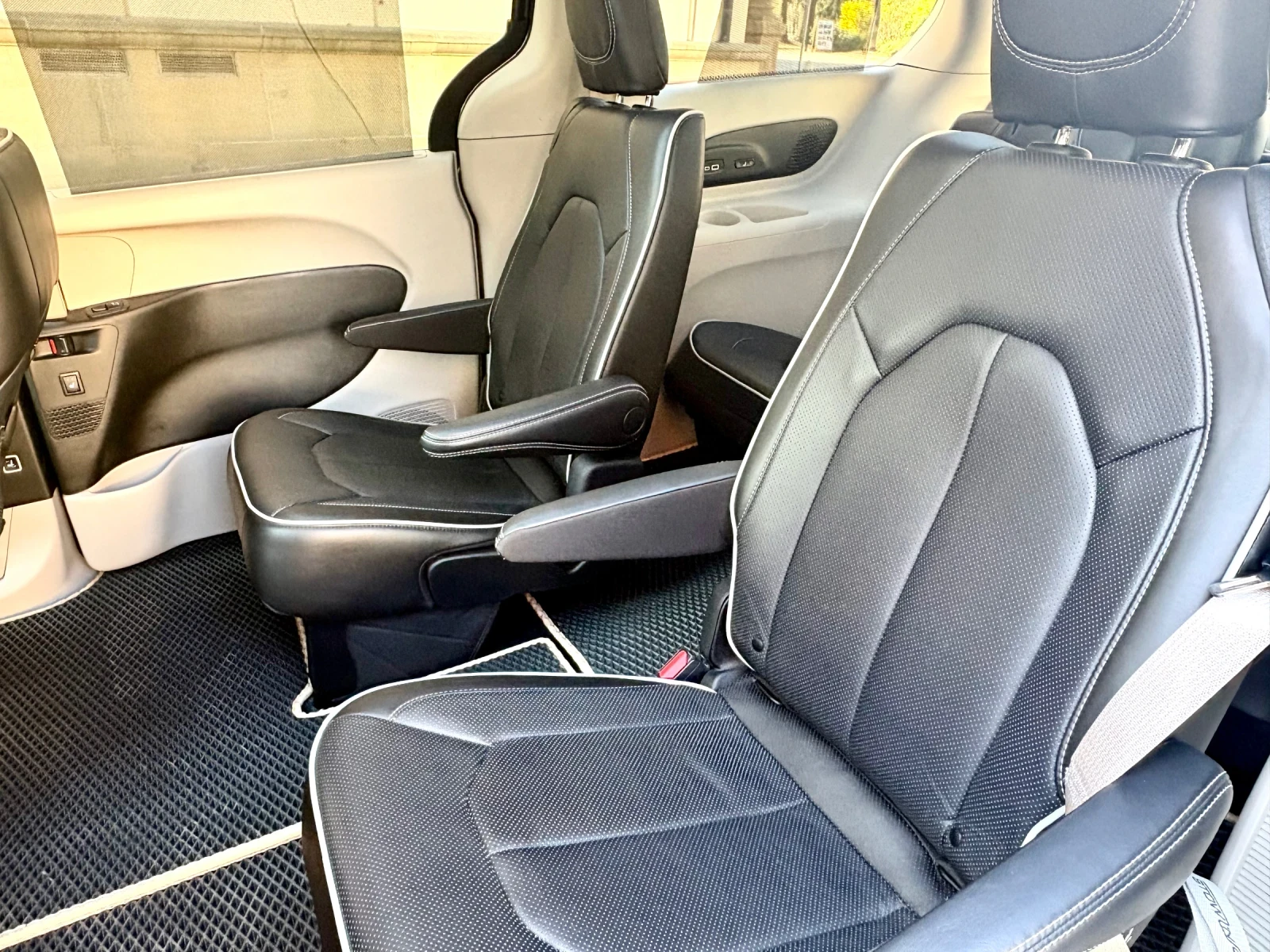 Chrysler Pacifica 3.6 AWD LIMITED | Mobile.bg � ����������� 11