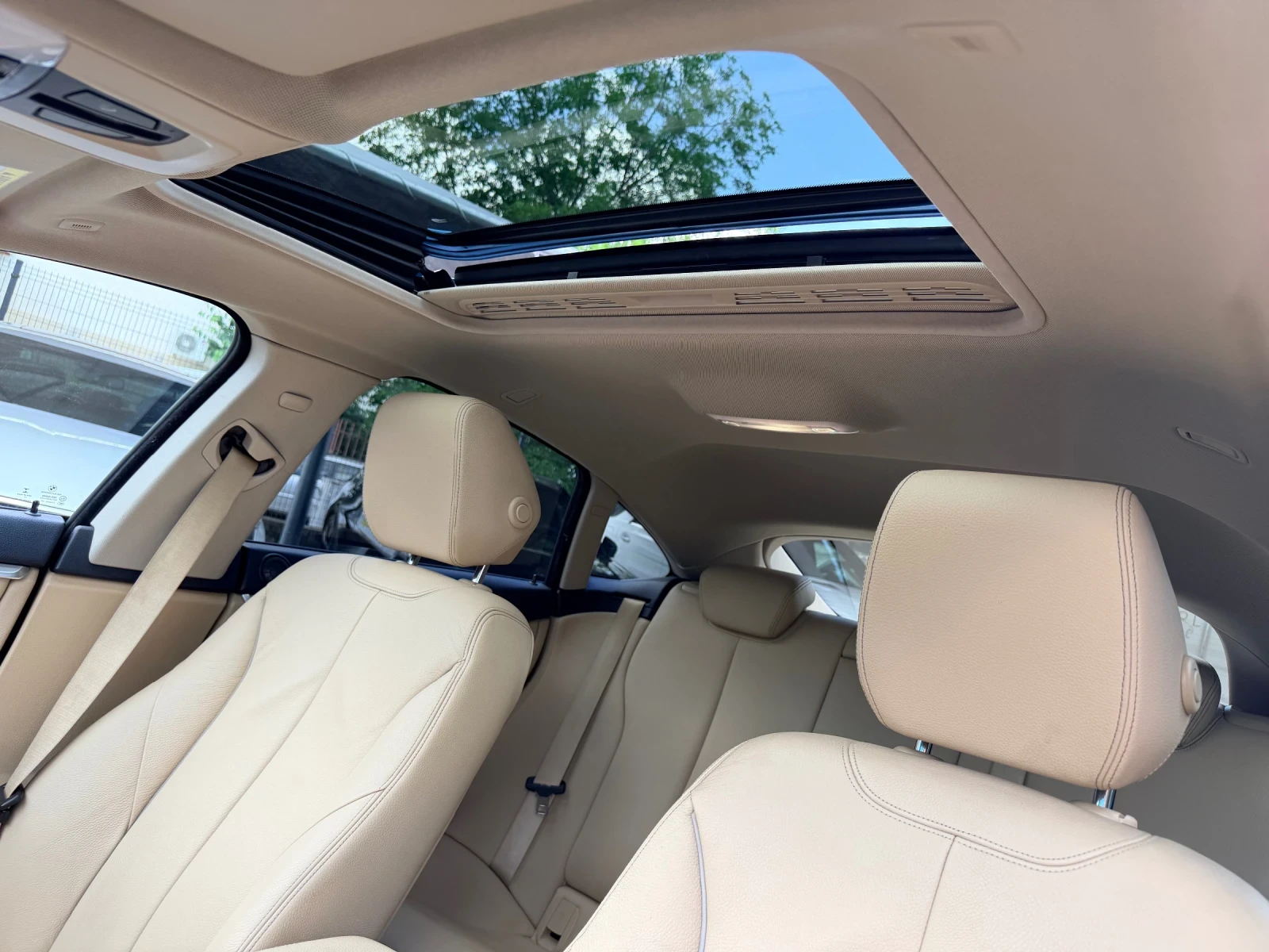 BMW 430 d Gran Coupe Facelift LED H/K PANO HUD Luxury Line, снимка 10 - Автомобили и джипове - 55035144