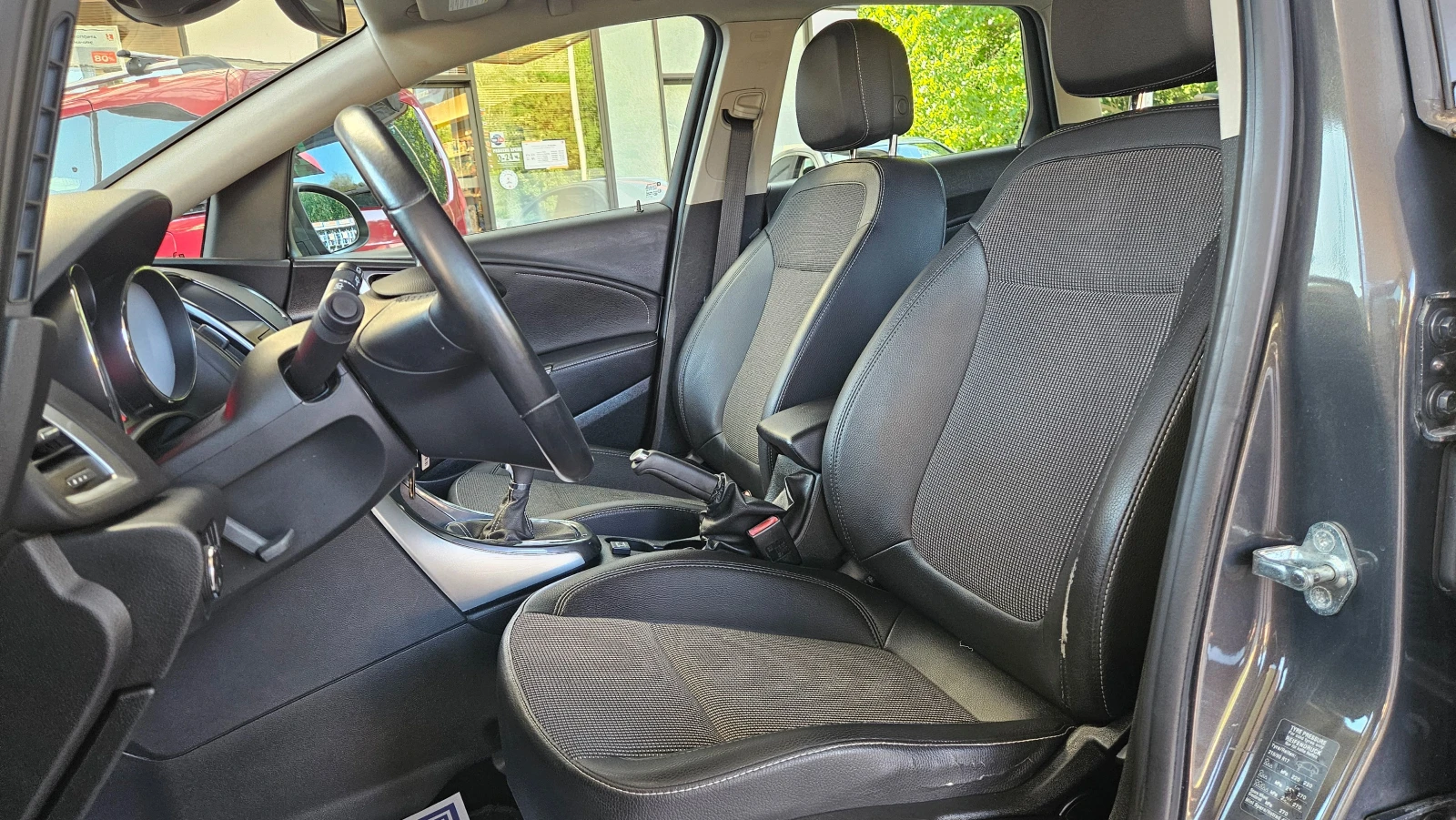 Opel Astra 1.4 GAZ/FACELIFT/KLIMA, снимка 12 - Автомобили и джипове - 55593589