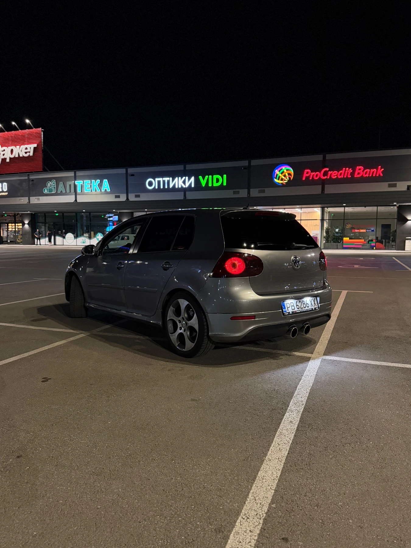 VW Golf Golf V 1.9 TDI 105к.с 6ск. , снимка 7 - Автомобили и джипове - 55756020