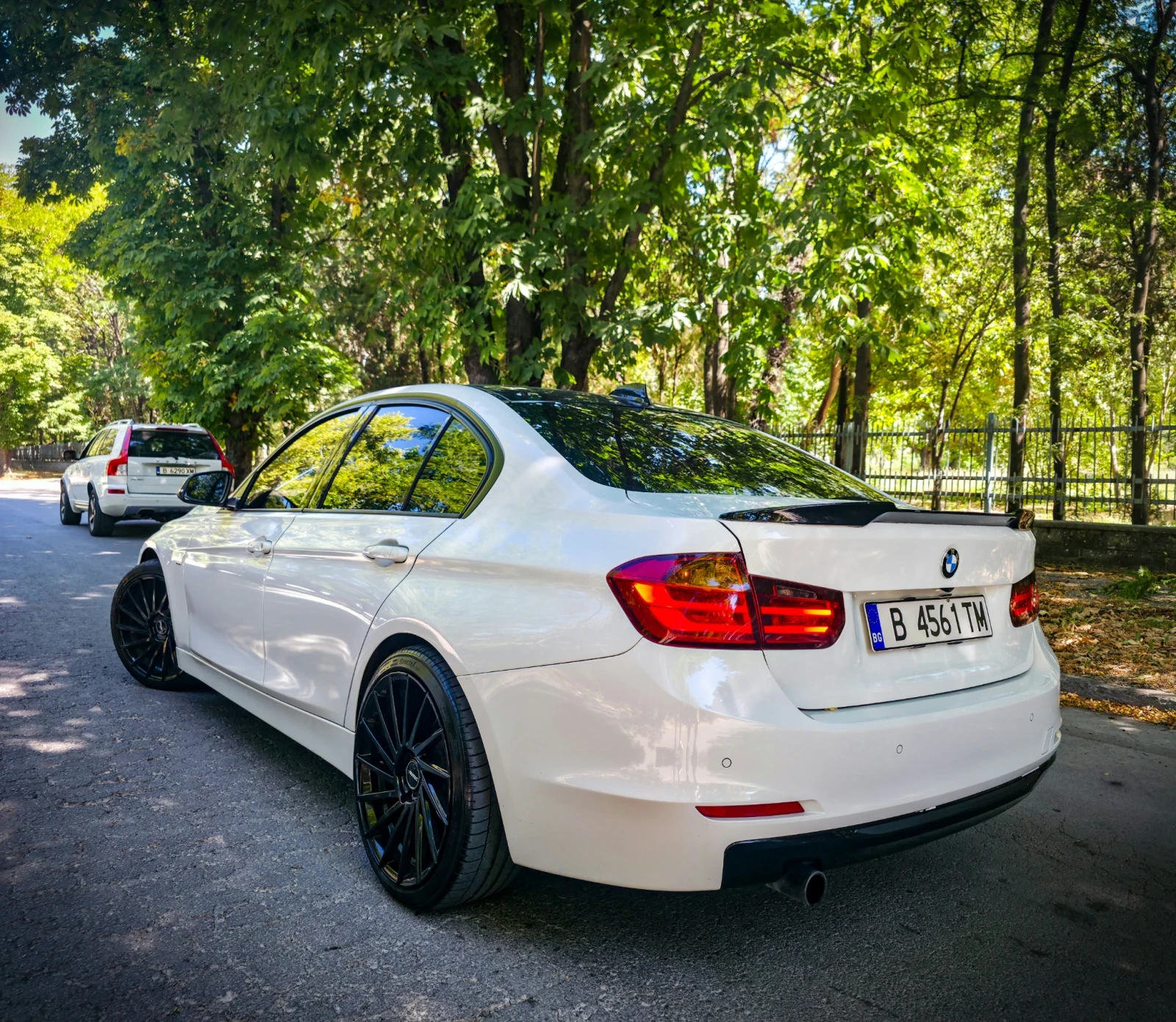 BMW 320 D= M-Packet= 8hp= NAVI= КОЖА= РЕКАРО= F1= , снимка 5 - Автомобили и джипове - 55771755