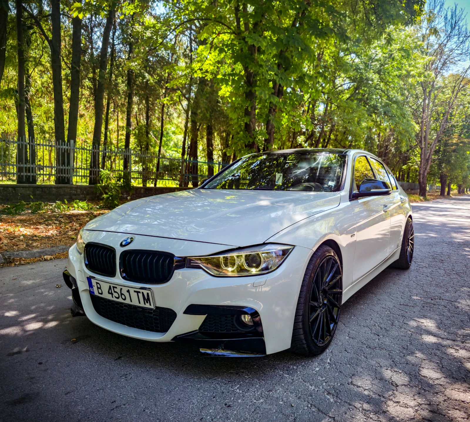 BMW 320 D= M-Packet= 8hp= NAVI= КОЖА= РЕКАРО= F1= , снимка 7 - Автомобили и джипове - 55771755