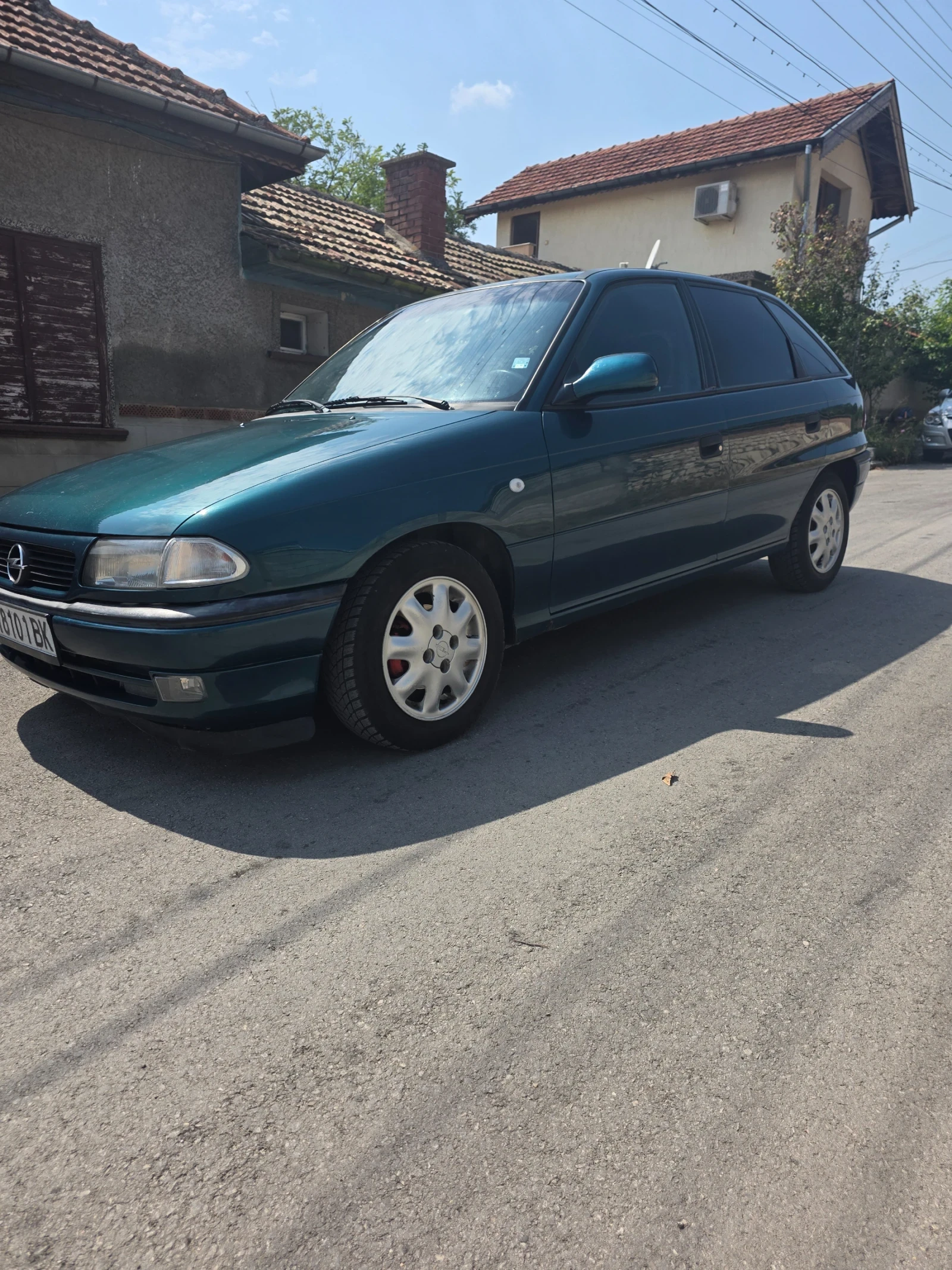 Opel Astra 1.4, снимка 2 - Автомобили и джипове - 55824969