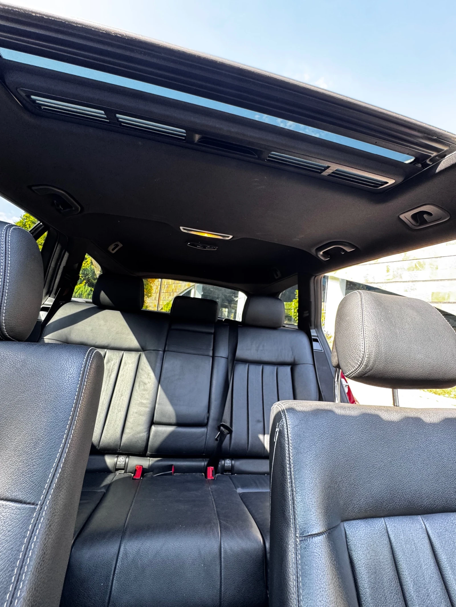 Mercedes-Benz E 220, снимка 12 - Автомобили и джипове - 55904101