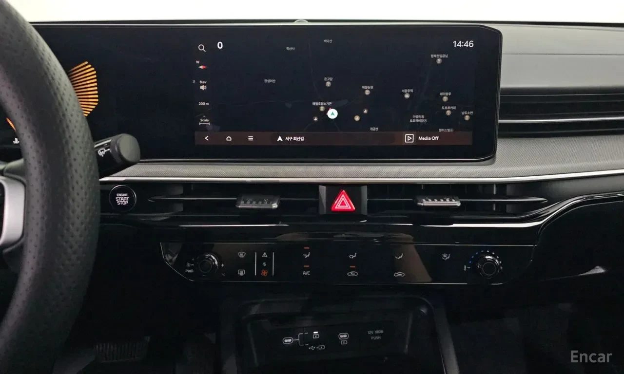 Kia K5 2.0* LPI* ПОДГРЕВ* ОБДУХВАНЕ* LANE* ASSIST* , снимка 8 - Автомобили и джипове - 56127351