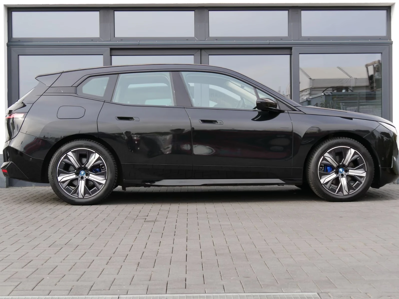 BMW iX 40/xDrive/LED/KEYLESS/HUD/ | Mobile.bg � ����������� 6