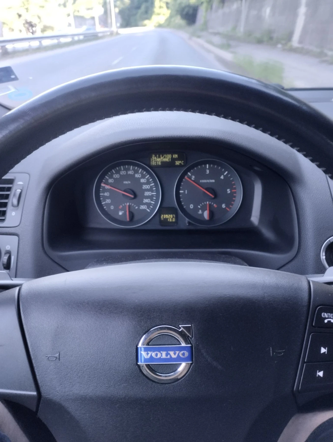 Volvo V50 D2, снимка 7 - Автомобили и джипове - 56605019