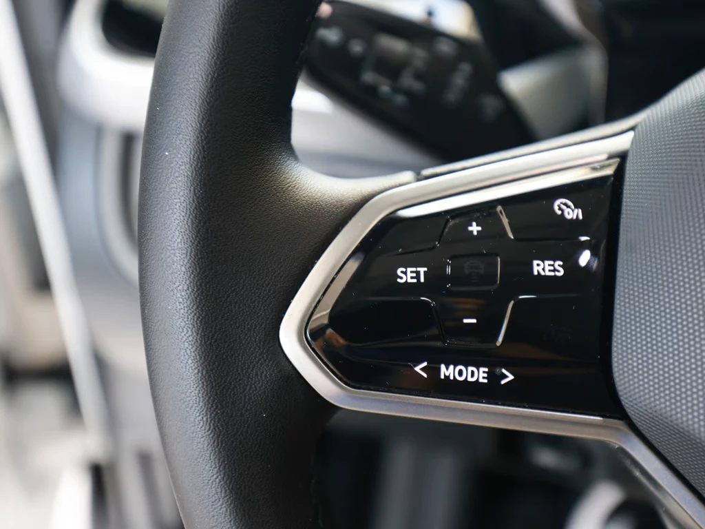 VW ID.Buzz 77kW* PRO* LED* NAVI* CARPLAY*  | Mobile.bg � ����������� 7