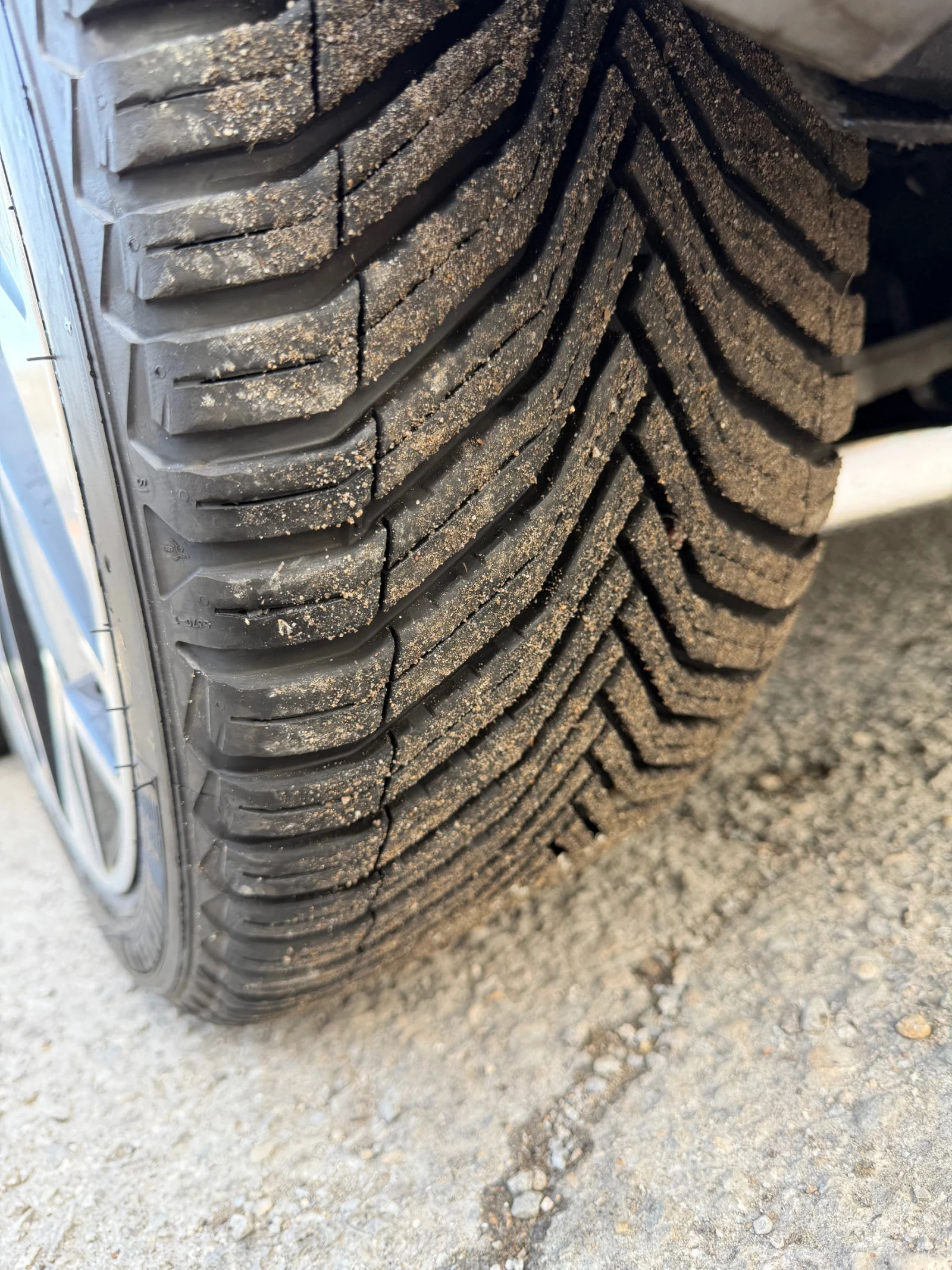 Hyundai Ioniq 6 Premium 77kWh , снимка 9 - Автомобили и джипове - 56646303