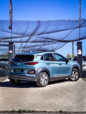 Hyundai Kona PREMIUM 64KWh/SOH100%/BLUELINK/FULL ASSIST/HEADUP - 36499 лв. - 61883778 5