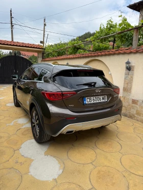 ����� �� �������� �� Infiniti QX30 Premium Tech