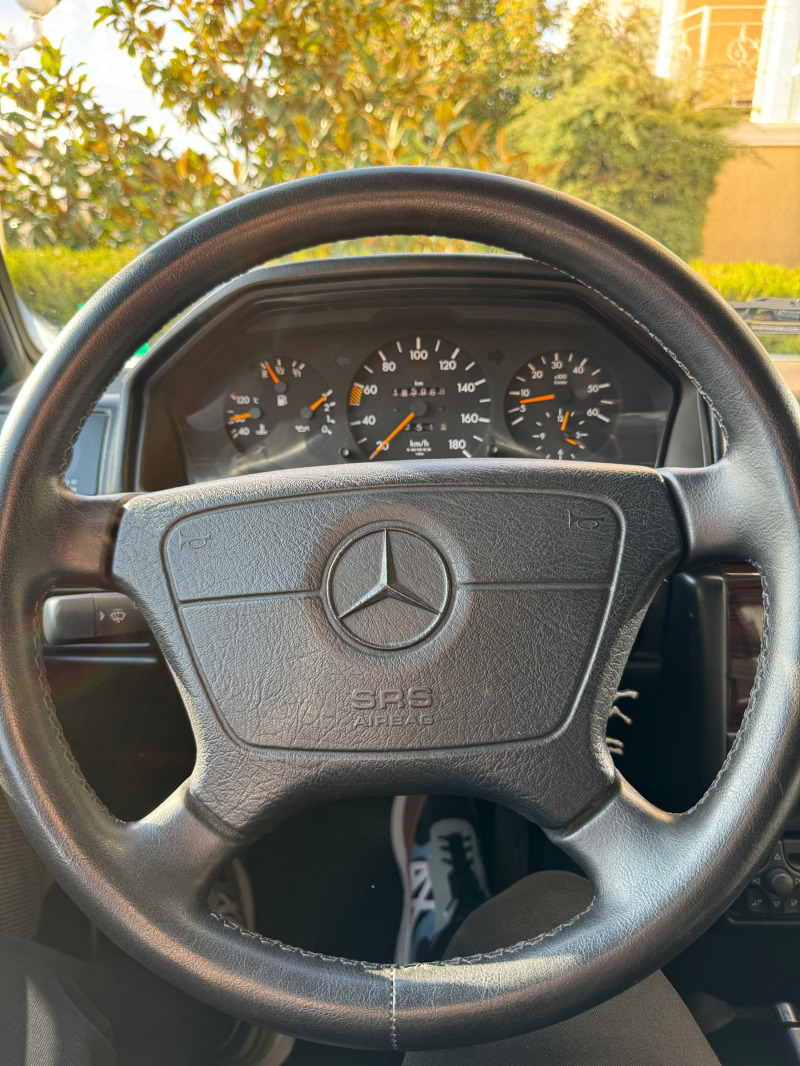Mercedes-Benz G 350 350 TD, снимка 14 - Автомобили и джипове - 46145932