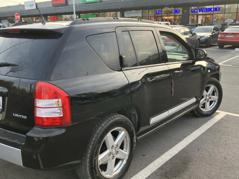 Jeep Compass 2, 4 LIMITED, снимка 4 - Автомобили и джипове - 47635378