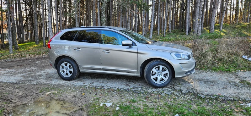 Volvo XC60, снимка 5 - Автомобили и джипове - 52738053