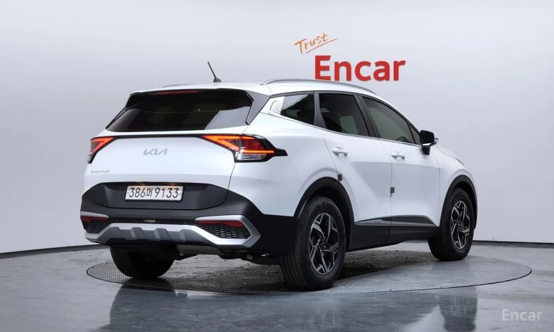 Kia Sportage, снимка 2 - Автомобили и джипове - 53315153