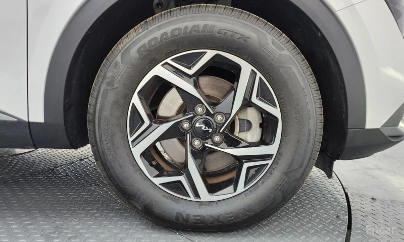 Kia Sportage, снимка 5 - Автомобили и джипове - 53315153