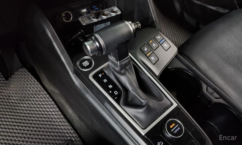 Kia Sportage, снимка 9 - Автомобили и джипове - 53315153