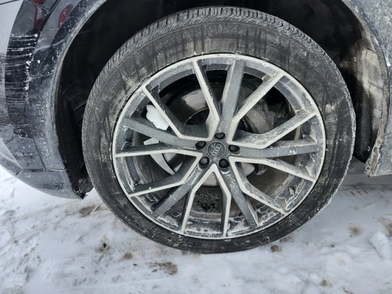 Audi Q8  PROGRESSIV /360 / PANO / ОБДУХВАНЕ , снимка 6 - Автомобили и джипове - 53422429