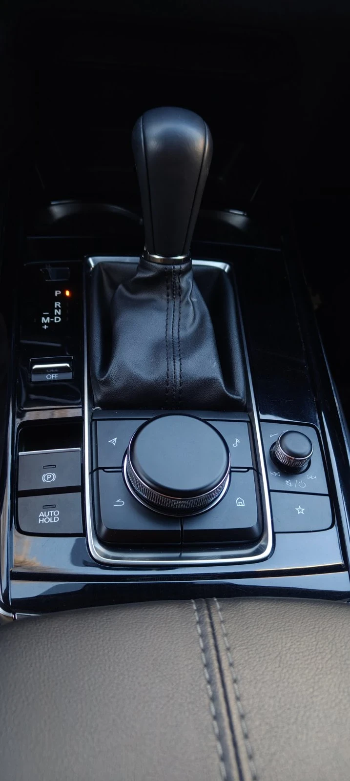 Mazda CX-30 4x4, снимка 16 - Автомобили и джипове - 53724198