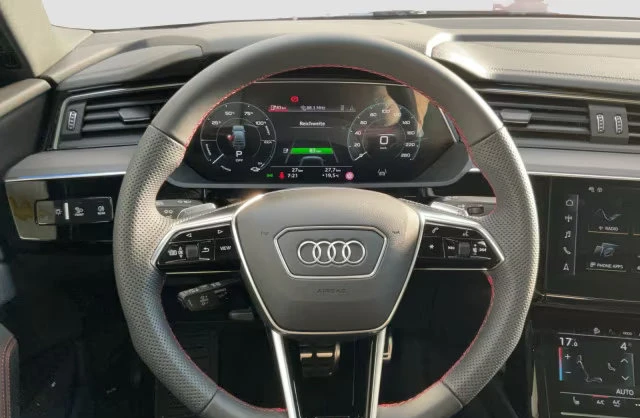 Audi Q8 55/E-TRON/SPORTBACK/340HP/S-LINE/PANO/360/708z, снимка 10 - Автомобили и джипове - 55523683