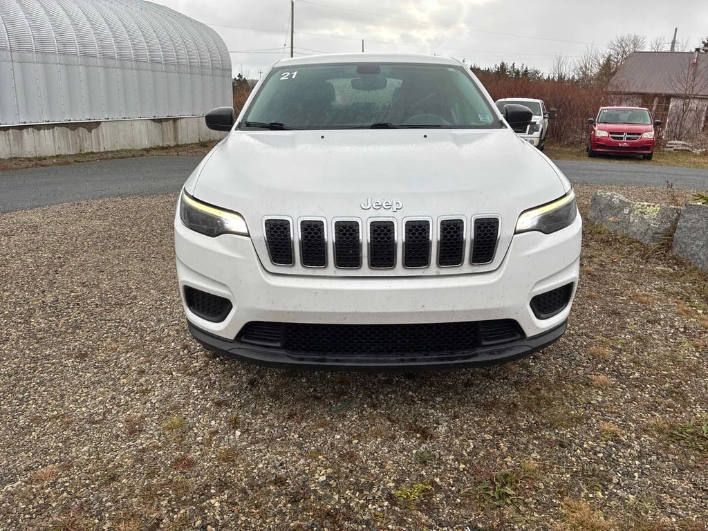 Jeep Cherokee * Sport * CARFAX * БЕЗ ПЪРВОНАЧАЛНА ВНОСКА - изображение 6