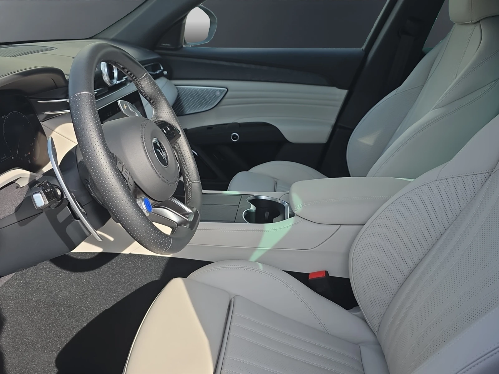 Maserati Grecale Modena, снимка 8 - Автомобили и джипове - 53963610