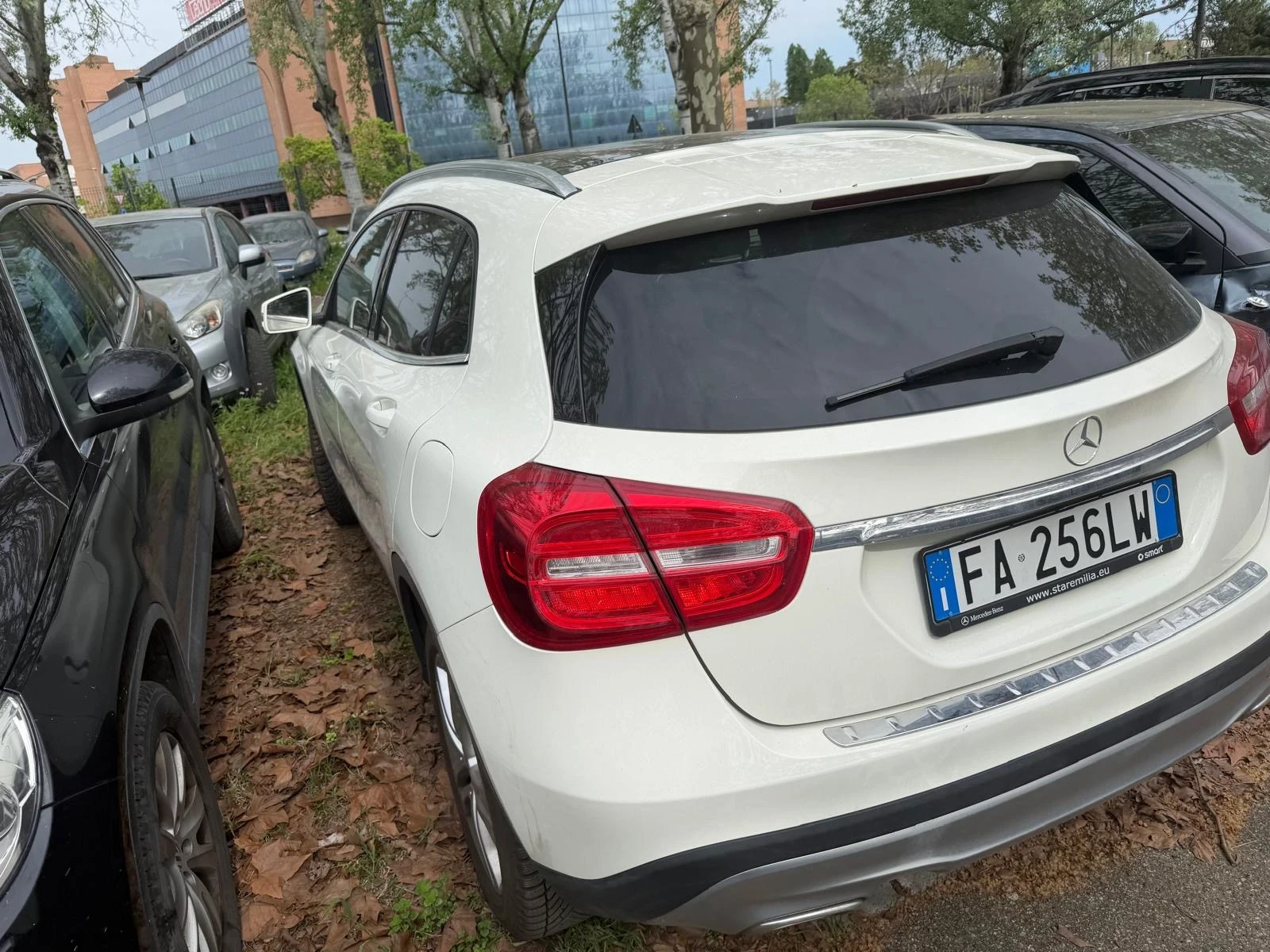 Mercedes-Benz GLA 220 (4x4) , снимка 6 - Автомобили и джипове - 54157145