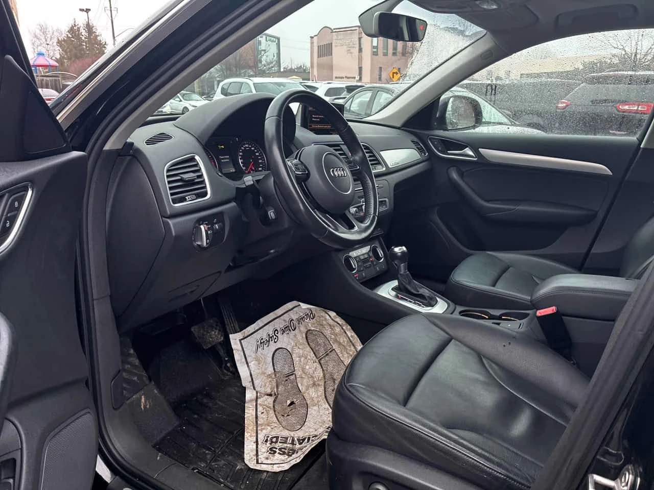 Audi Q3 * Progressiv * �������* ��������* KEYLESS*  | Mobile.bg � ����������� 5
