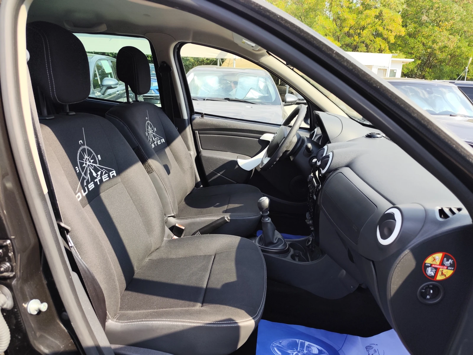 Dacia Duster 1.5DCi* 4X4* 110kc.* AVENTURE* , снимка 12 - Автомобили и джипове - 55752129
