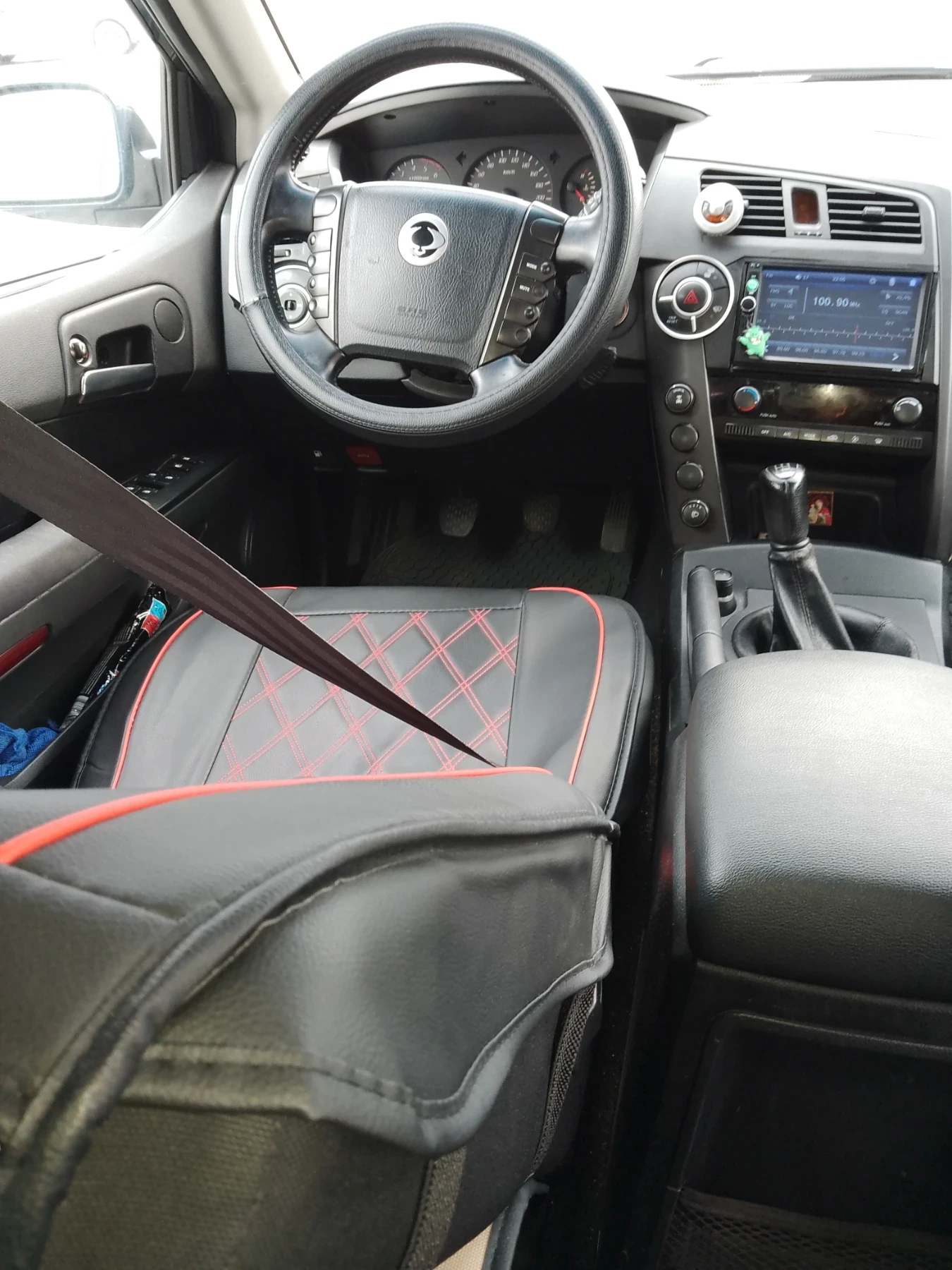 SsangYong Kyron, снимка 9 - Автомобили и джипове - 55981311