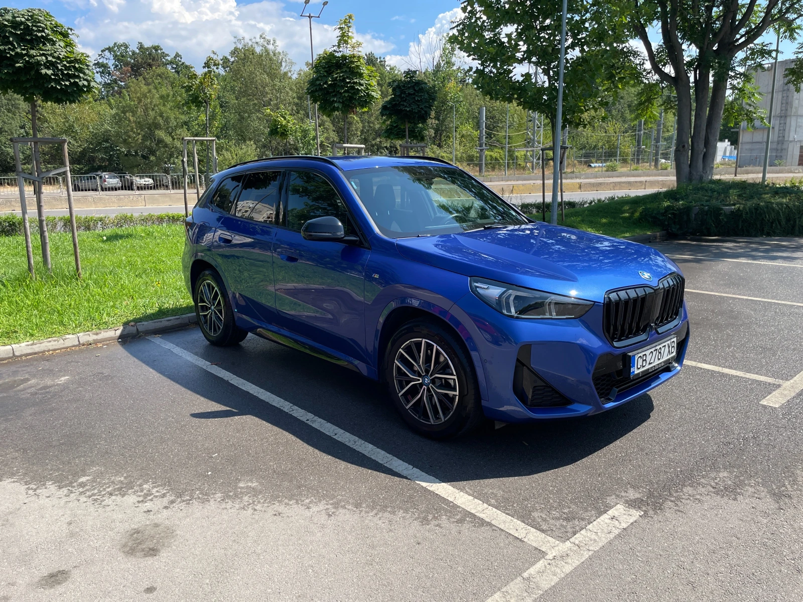 BMW X1, снимка 3 - Автомобили и джипове - 56161396