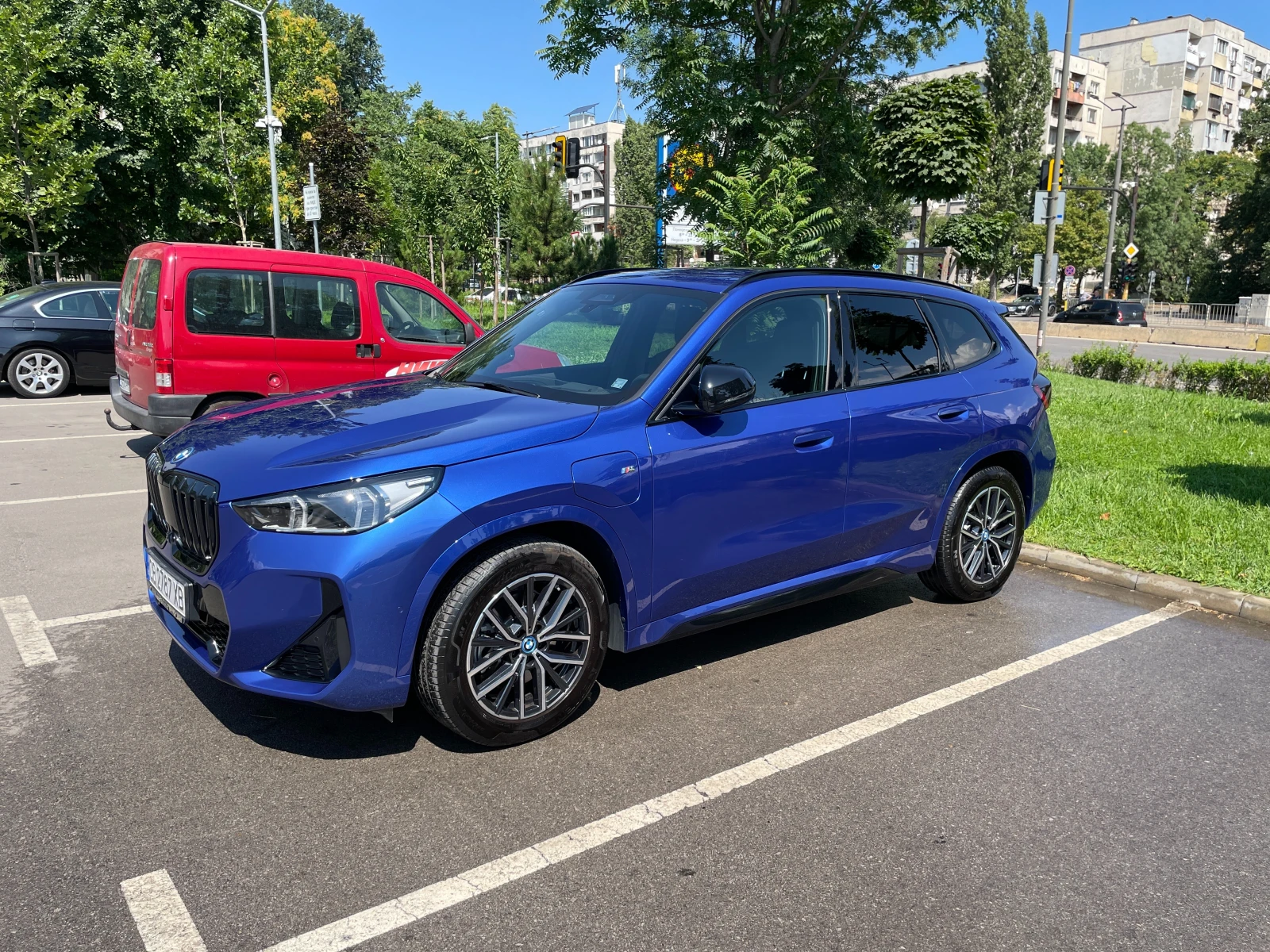 BMW X1, снимка 4 - Автомобили и джипове - 56161396
